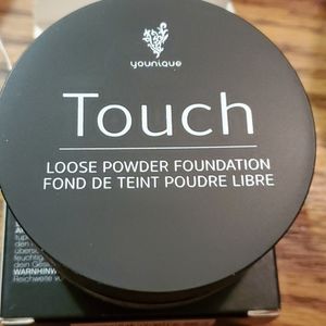 Younique touch loose foundation in chashmere